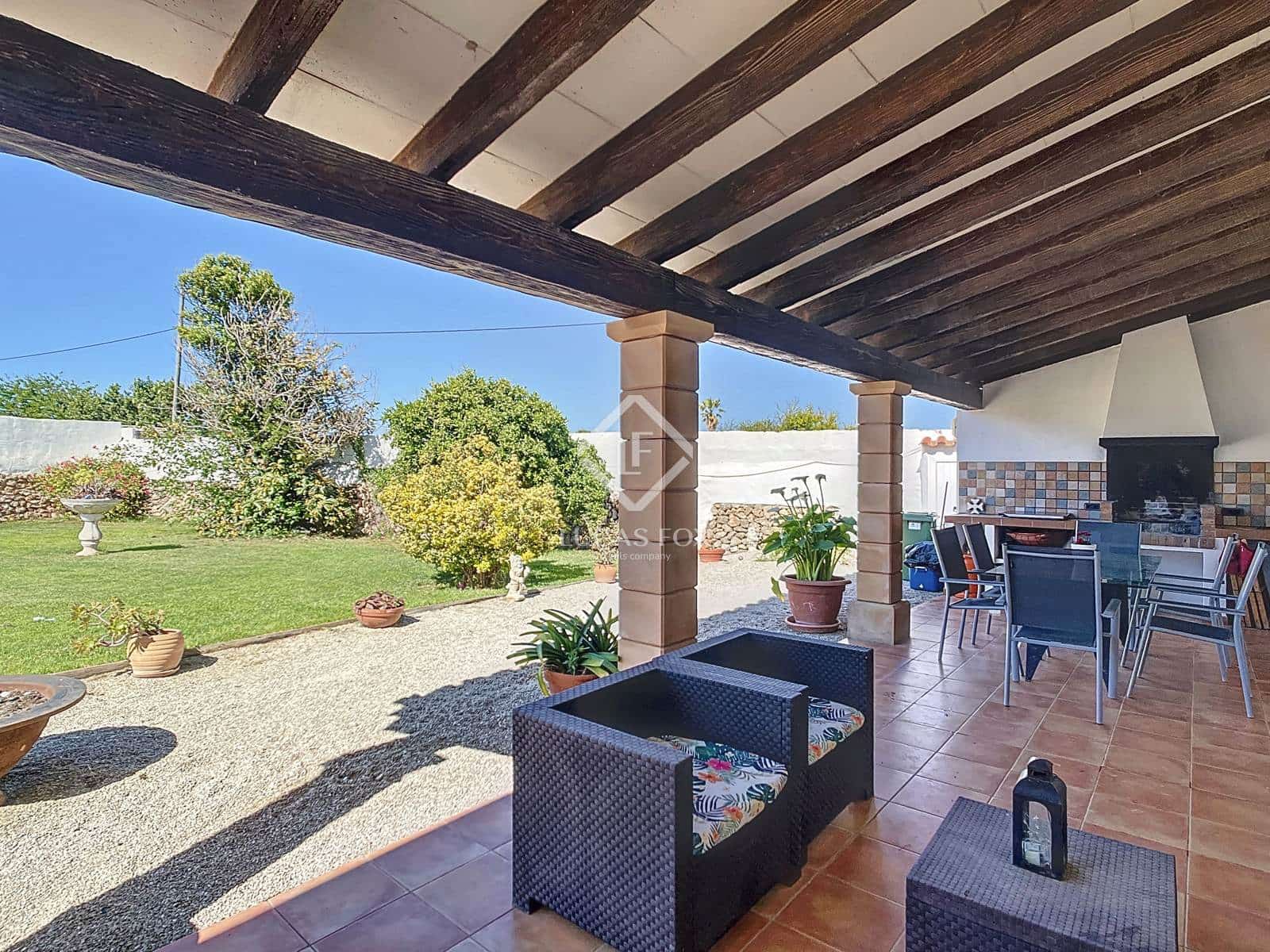5 soveværelse Finca/Landehus til salg i Ciutadella de Menorca med swimmingpool garage - € 1.050.000 (Ref: 8961018)