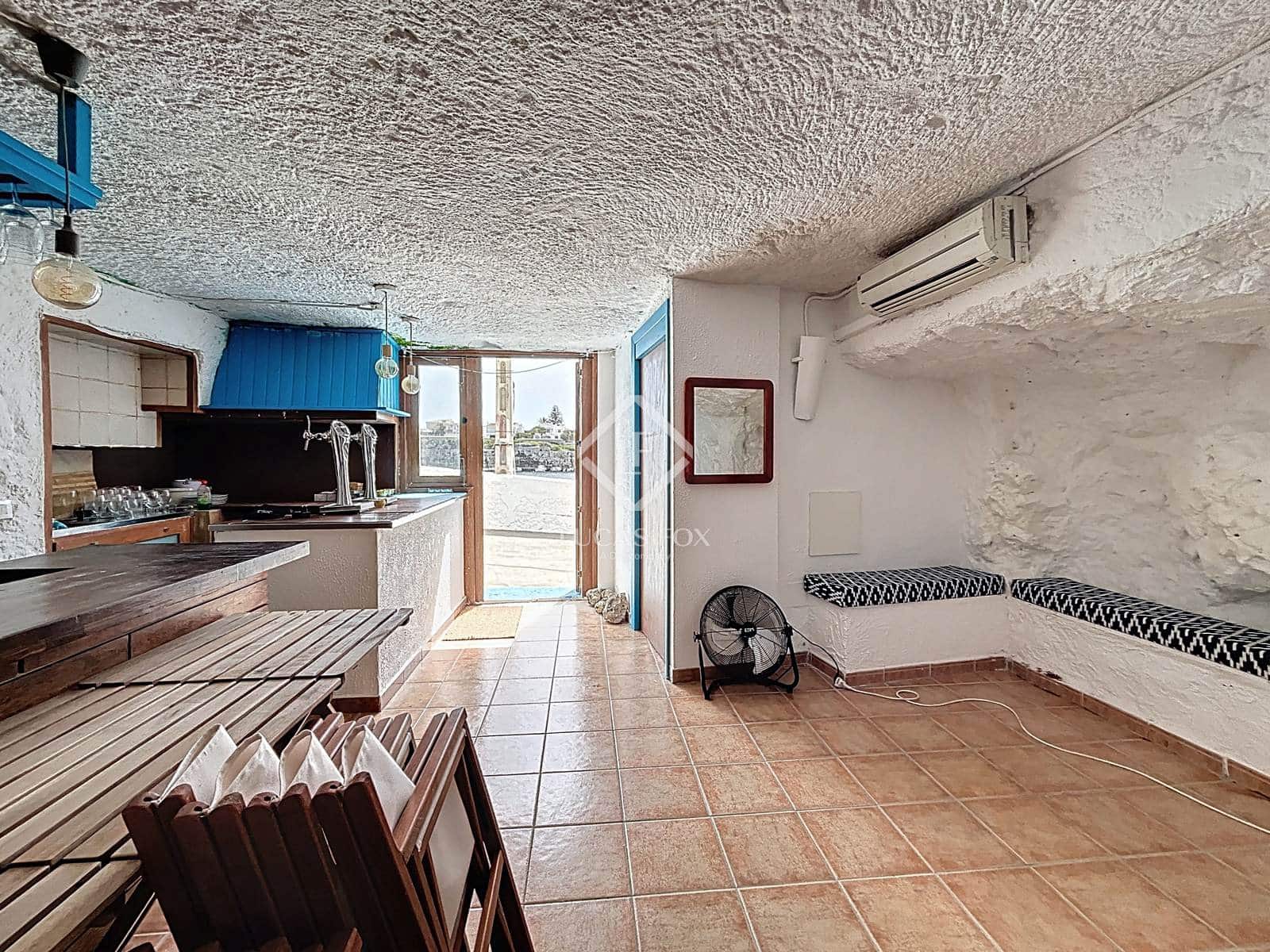 1 soveværelse Kontor til leje i Es Castell - € 1.500 (Ref: 8961933)