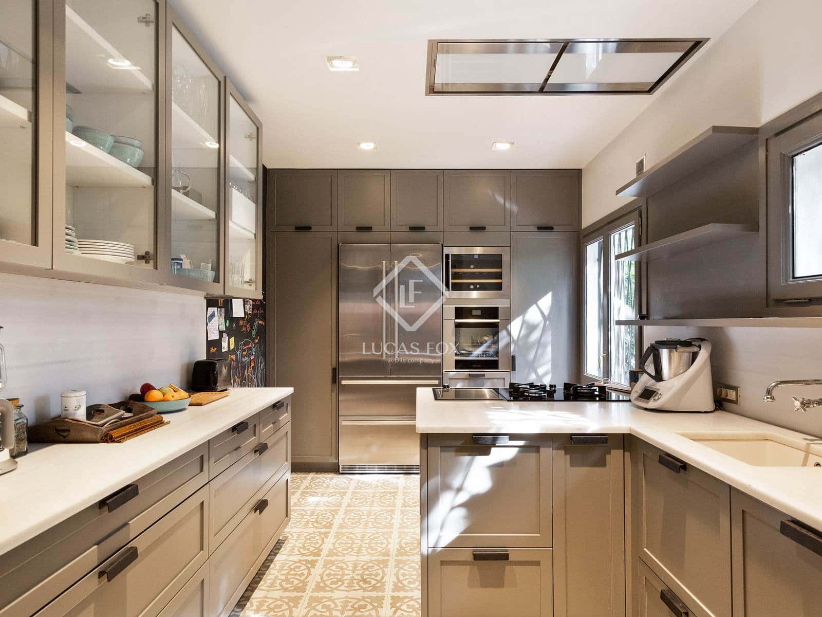 5 soveværelse Villa til salg i Sant Cugat del Valles med swimmingpool garage - € 1.890.000 (Ref: 8966726)