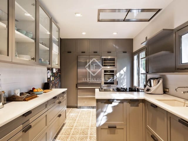 5 sypialnia Willa na sprzedaż w Sant Cugat del Vallès z basenem garażem - 1 890 000 € (Ref: 8966726)