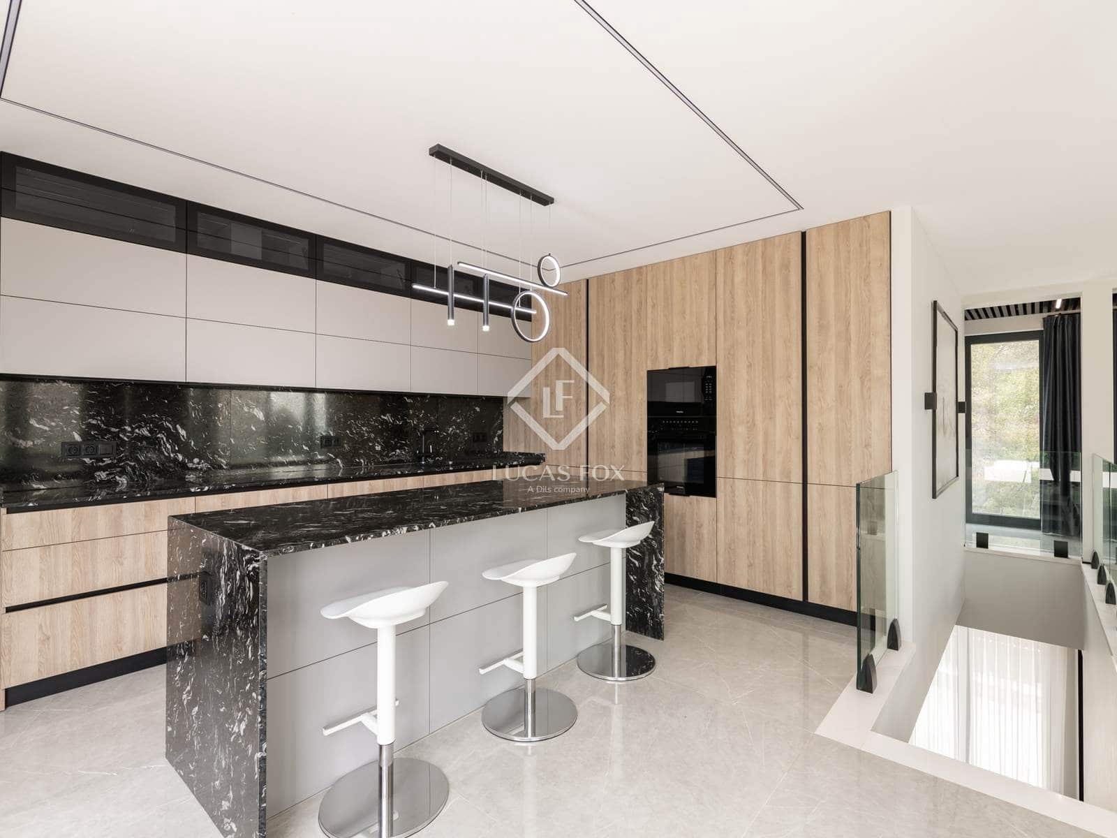 6 slaapkamer Villa te koop in Castelldefels met zwembad garage - € 2.900.000 (Ref: 8967463)