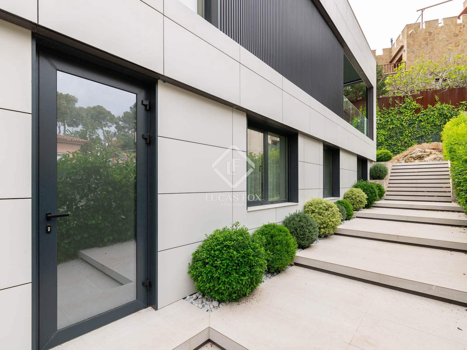 6 slaapkamer Villa te koop in Castelldefels met zwembad garage - € 2.900.000 (Ref: 8967463)