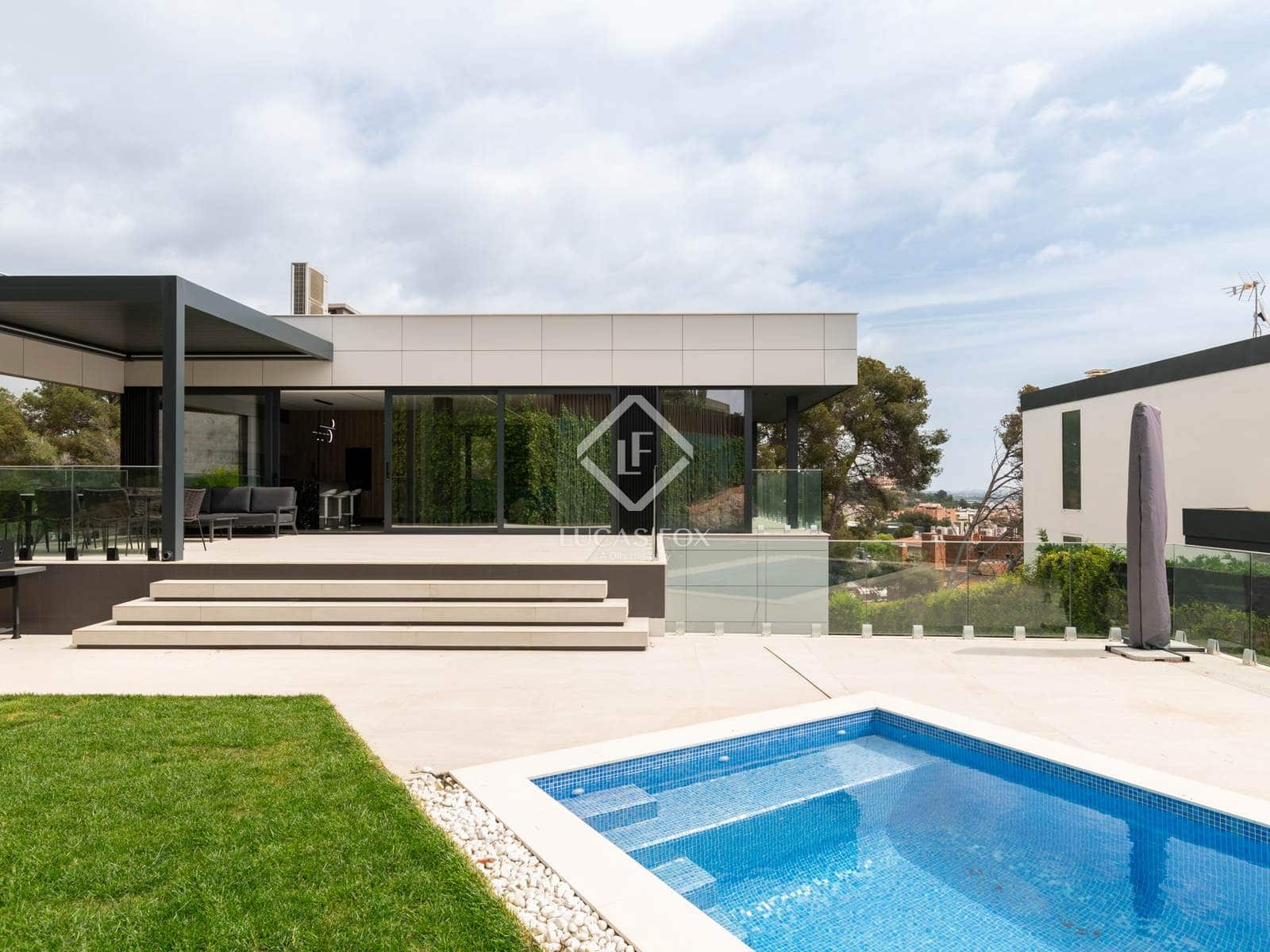 6 slaapkamer Villa te koop in Castelldefels met zwembad garage - € 2.900.000 (Ref: 8967463)