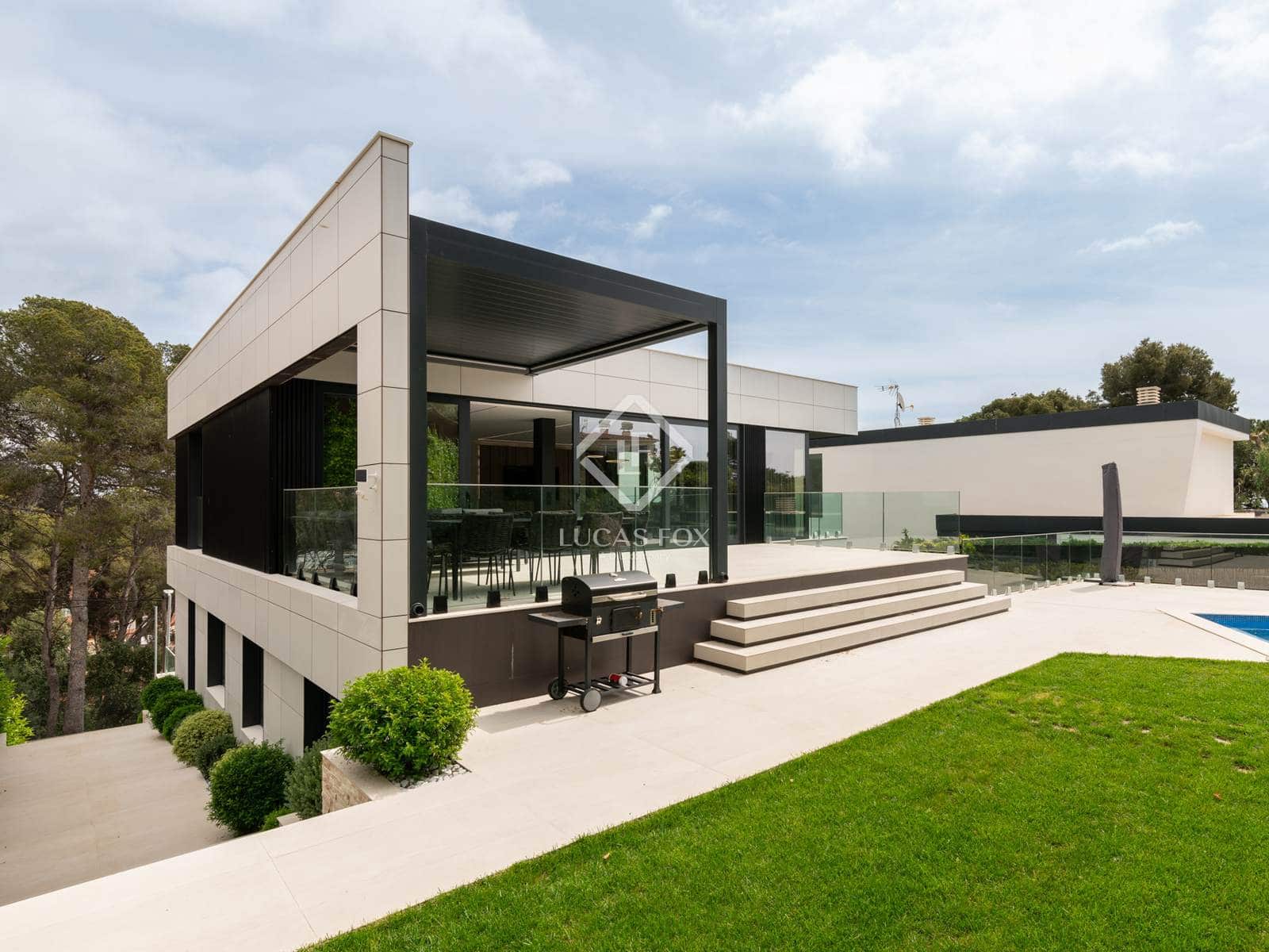 6 slaapkamer Villa te koop in Castelldefels met zwembad garage - € 2.900.000 (Ref: 8967463)