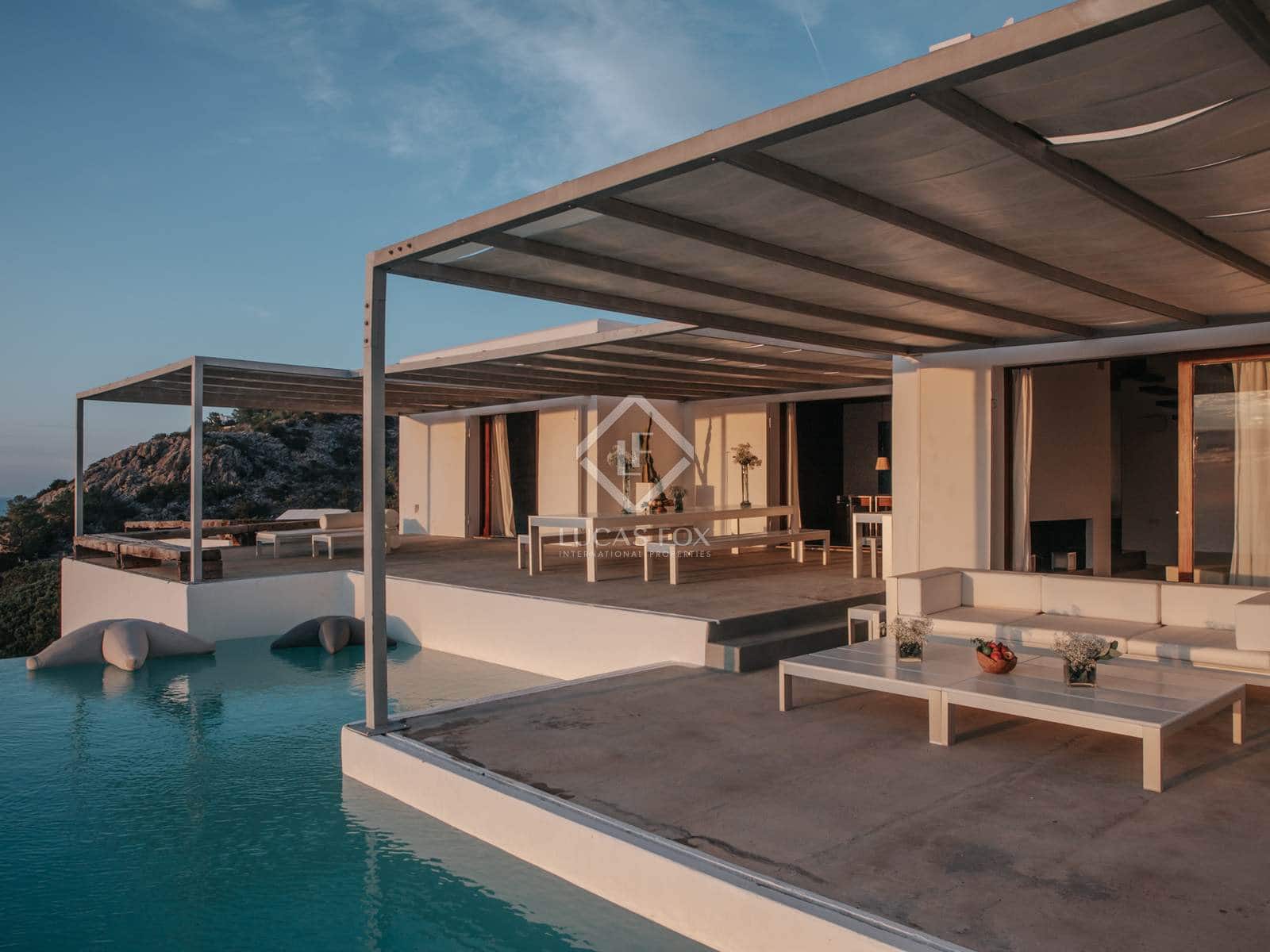 8 soveværelse Villa til salg i Sant Joan de Labritja med swimmingpool garage - € 7.200.000 (Ref: 8967465)