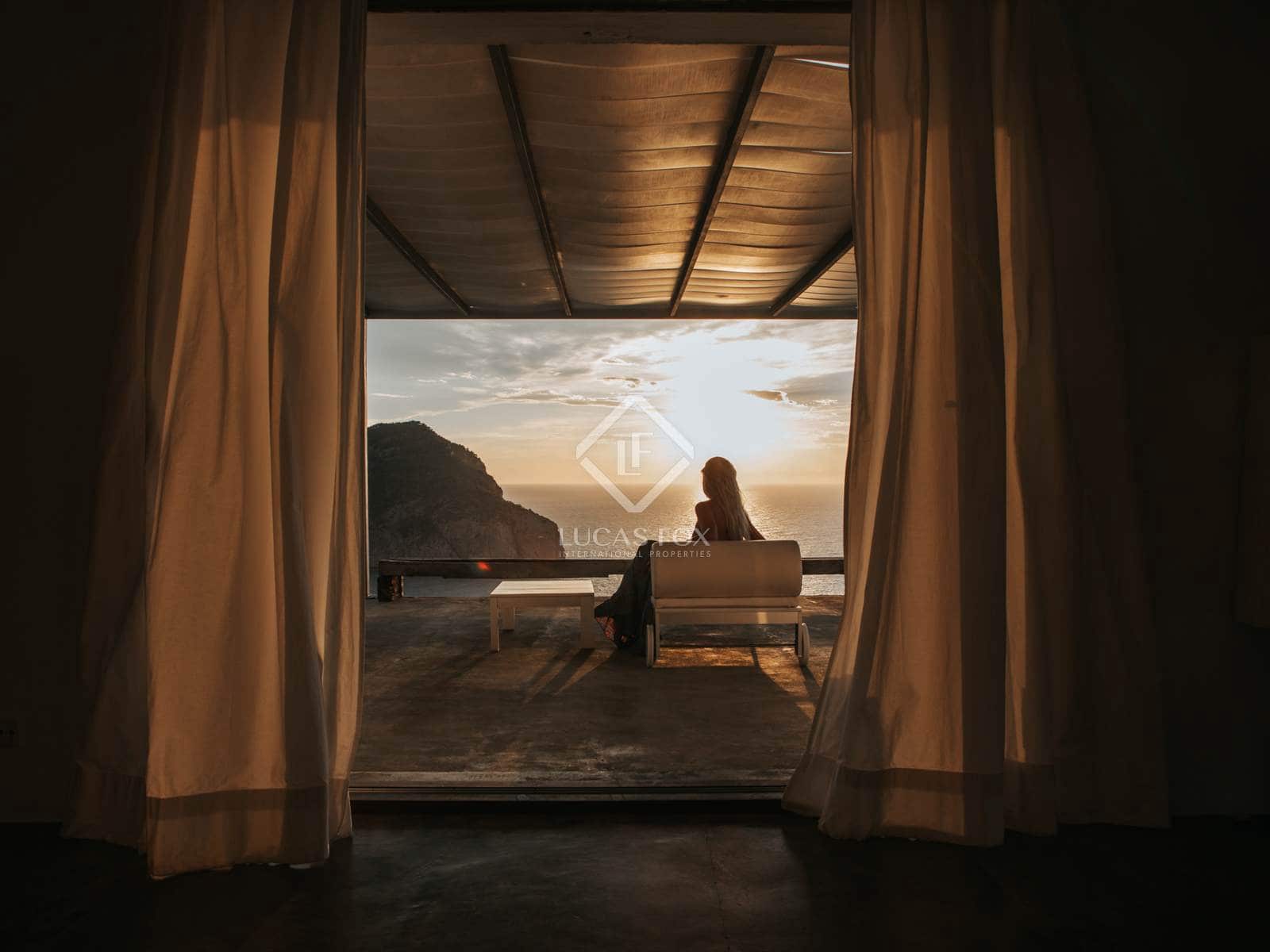 8 soveværelse Villa til salg i Sant Joan de Labritja med swimmingpool garage - € 7.200.000 (Ref: 8967465)