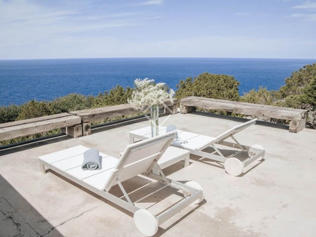 8 soveværelse Villa til salg i Sant Joan de Labritja med swimmingpool garage - € 7.200.000 (Ref: 8967465)