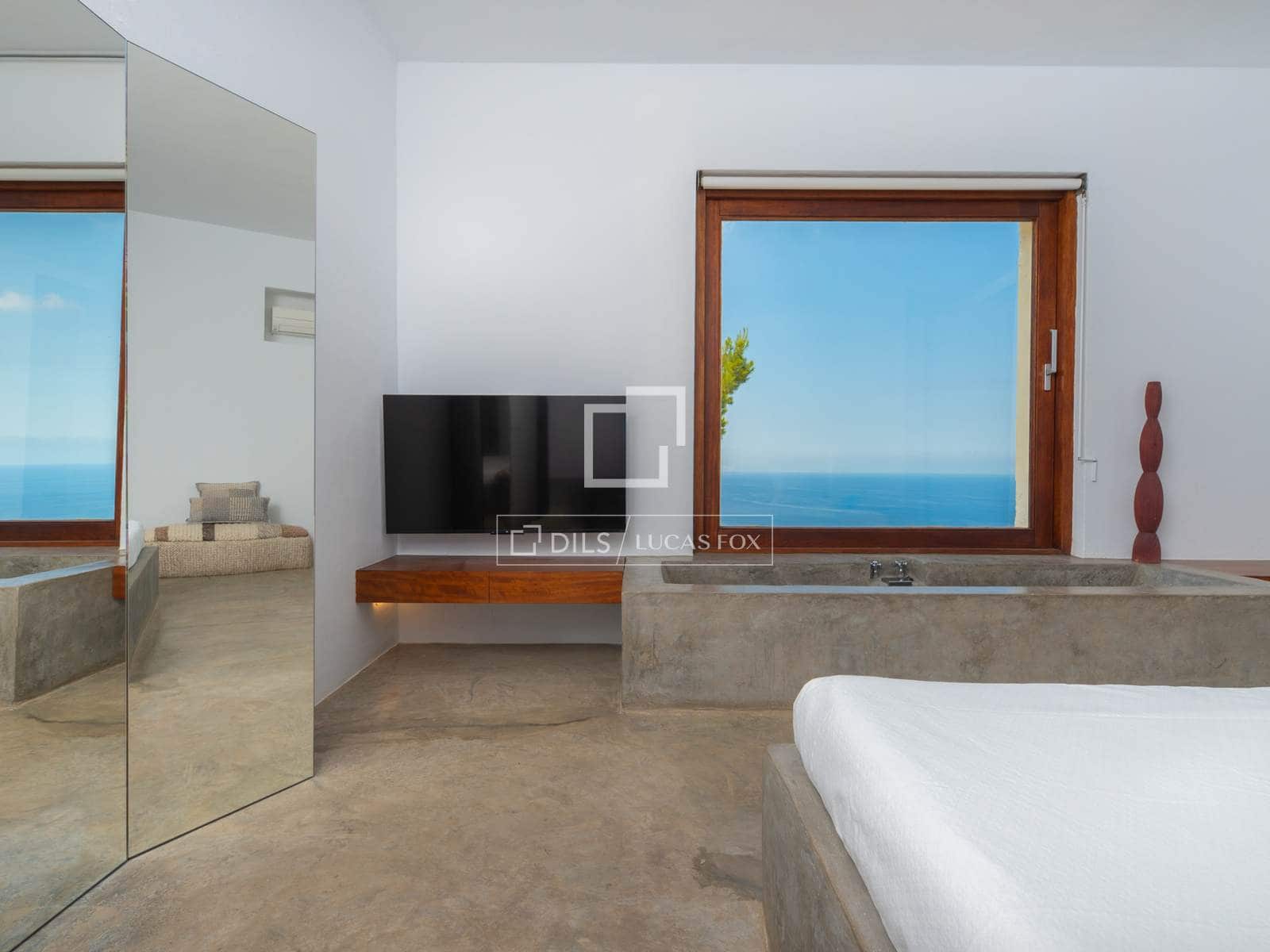 8 bedroom Villa for sale in Sant Joan de Labritja with pool garage - € 6,600,000 (Ref: 8967465)