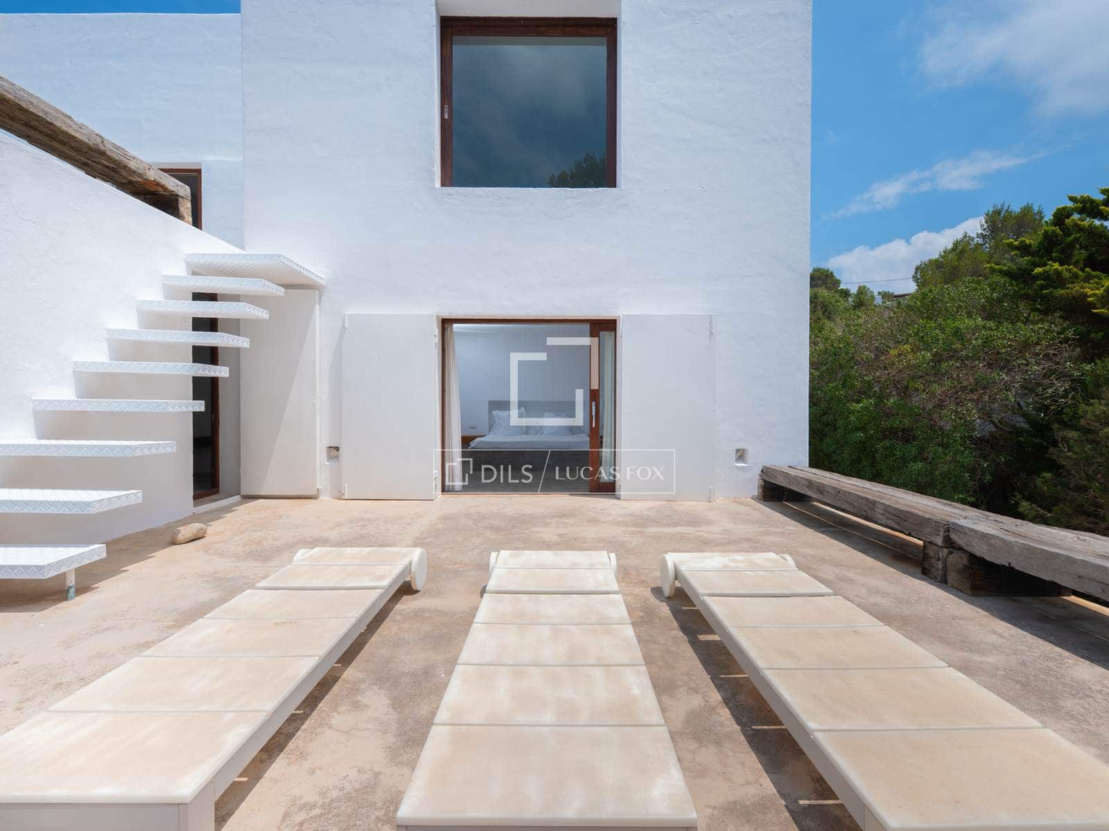 8 bedroom Villa for sale in Sant Joan de Labritja with pool garage - € 6,600,000 (Ref: 8967465)