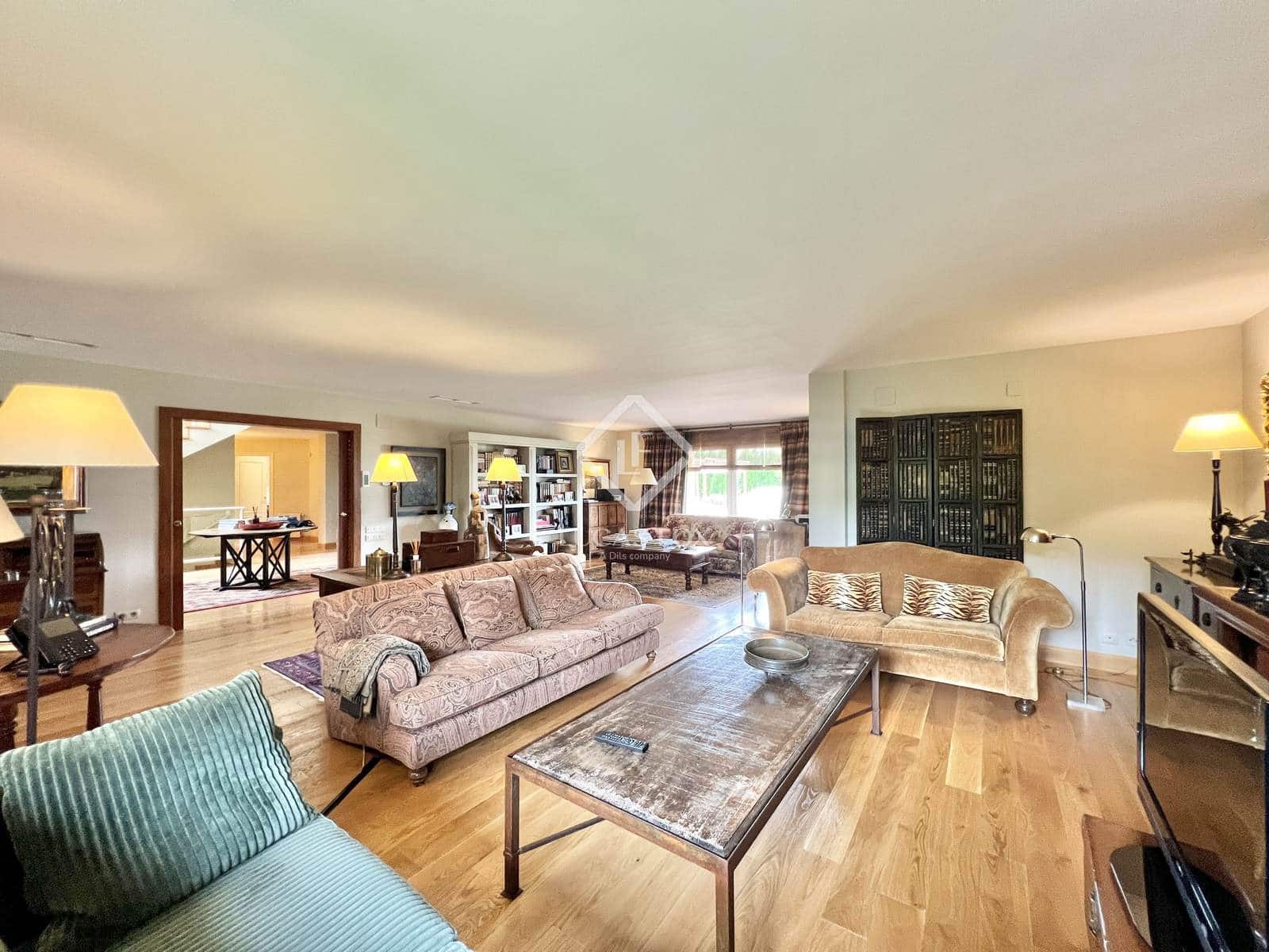 3 soveværelse Villa til salg i Ibi med swimmingpool garage - € 980.000 (Ref: 8967466)