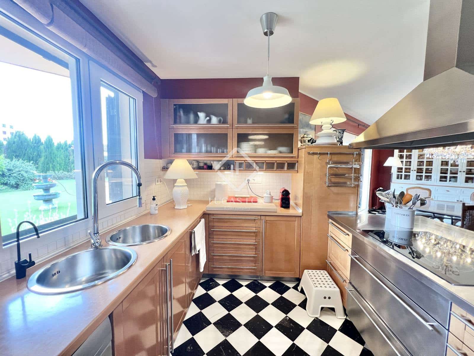 3 soveværelse Villa til salg i Ibi med swimmingpool garage - € 980.000 (Ref: 8967466)