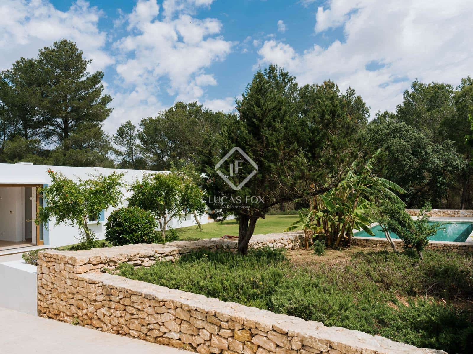 4 sypialnia Willa na sprzedaż w Santa Gertrudis de Fruitera z basenem garażem - 4 950 000 € (Ref: 8967666)