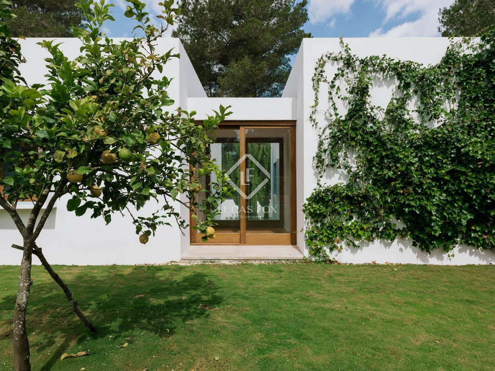 4 sypialnia Willa na sprzedaż w Santa Gertrudis de Fruitera z basenem garażem - 4 950 000 € (Ref: 8967666)