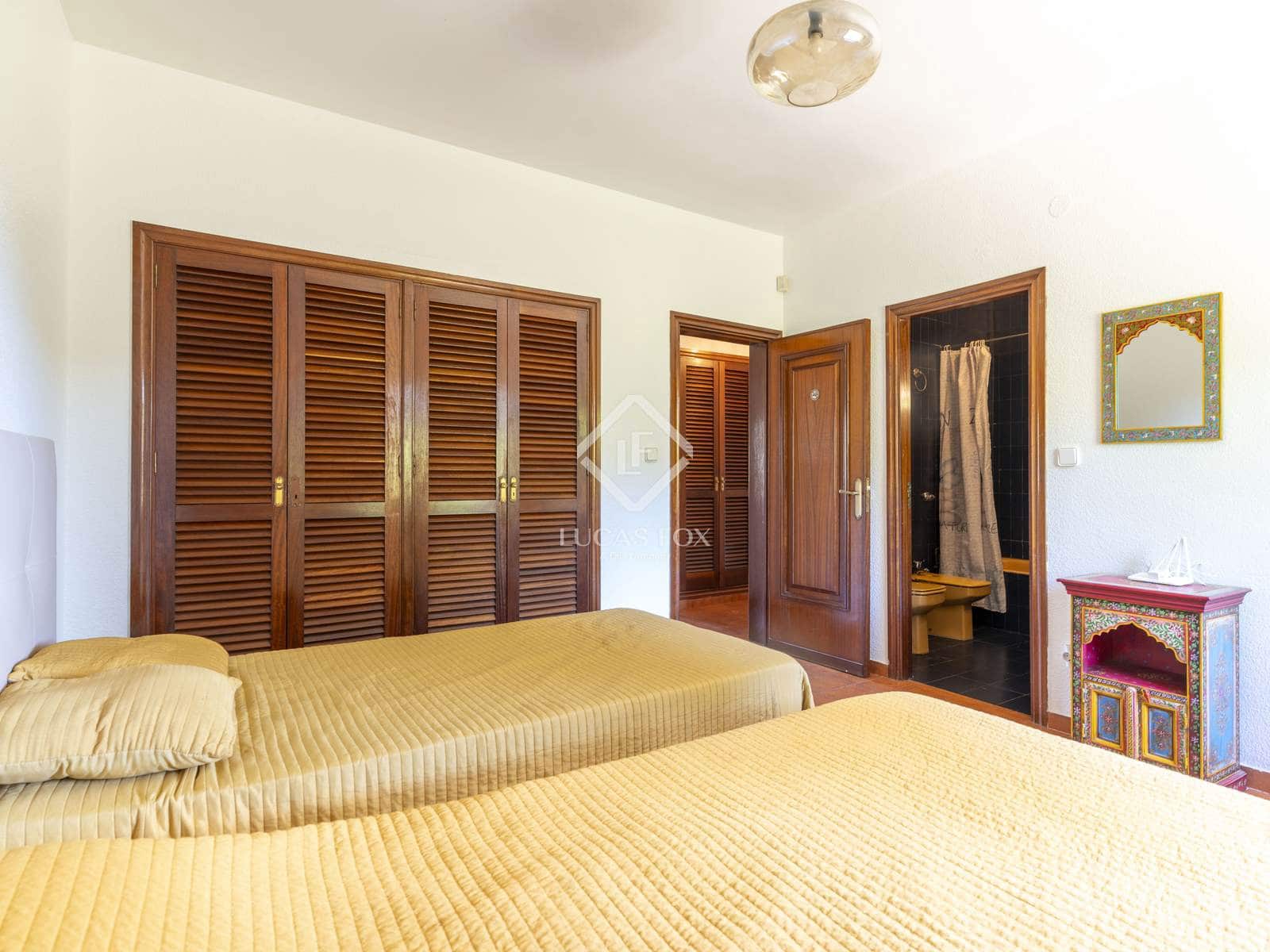 4 chambre Villa/Maison à vendre à La Nucia avec piscine garage - 995 000 € (Ref: 8968754)