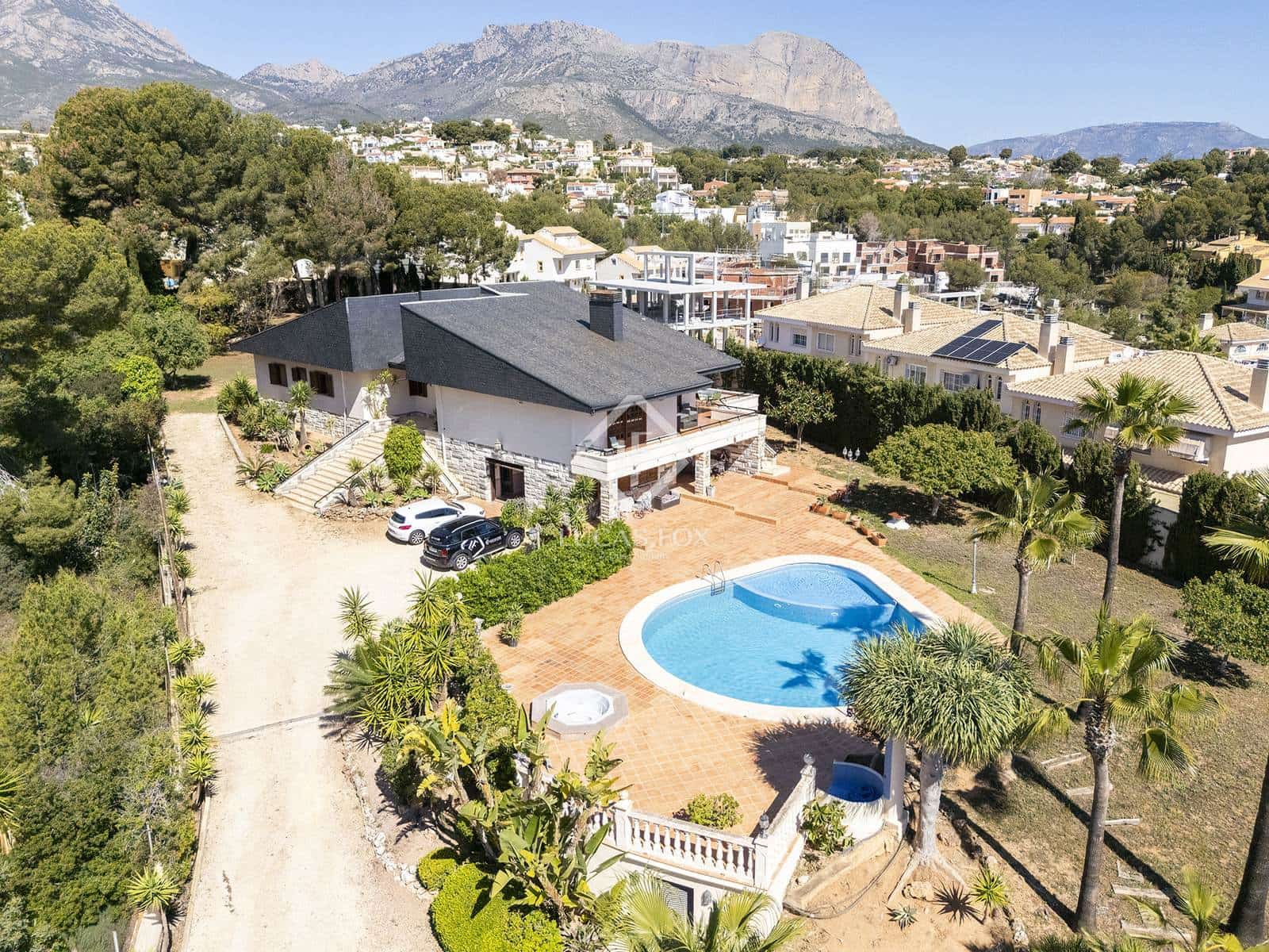 4 chambre Villa/Maison à vendre à La Nucia avec piscine garage - 995 000 € (Ref: 8968754)