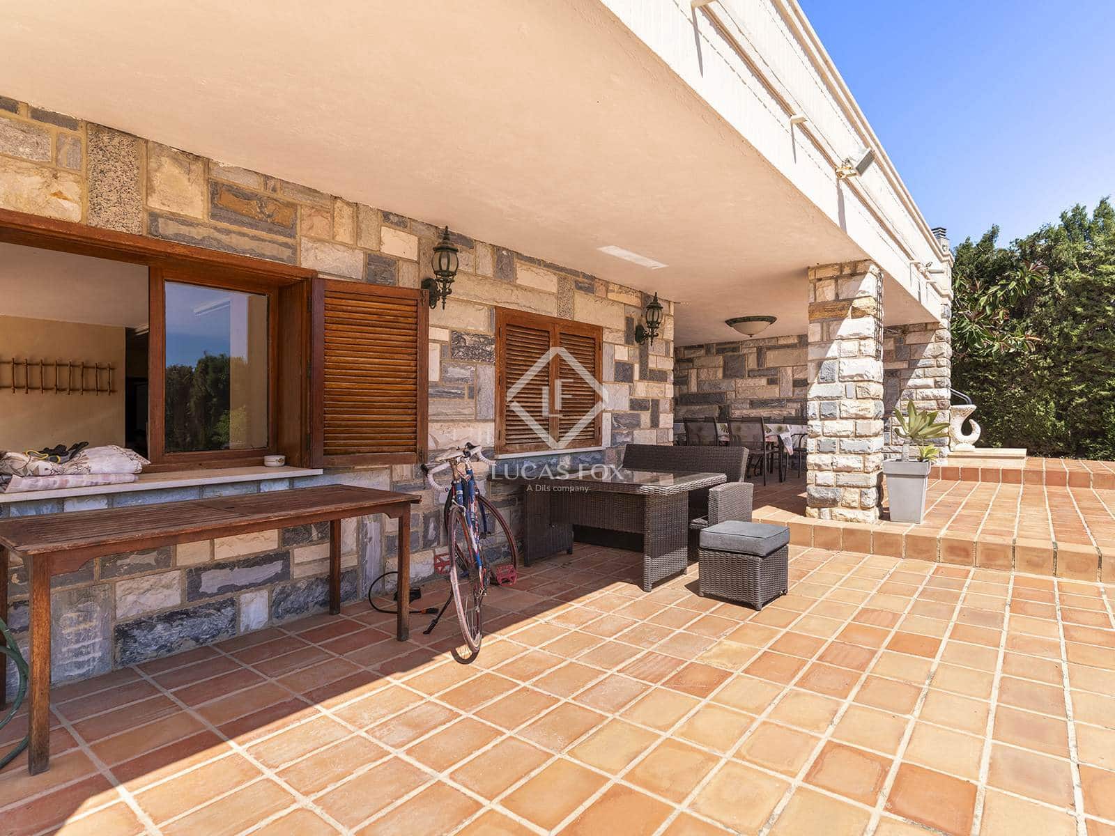 4 chambre Villa/Maison à vendre à La Nucia avec piscine garage - 995 000 € (Ref: 8968754)