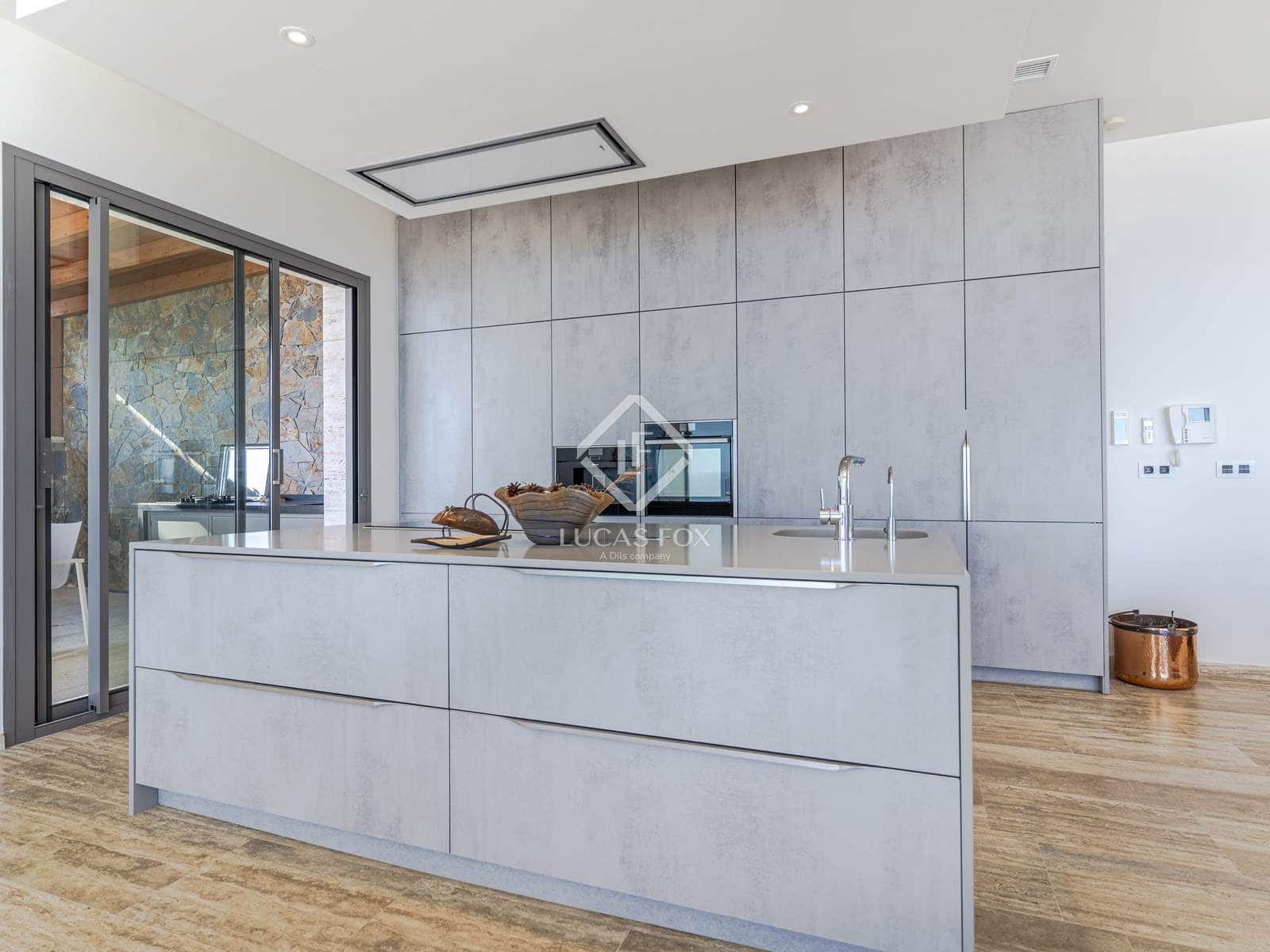 5 soveværelse Villa til salg i Salobrena med swimmingpool garage - € 1.950.000 (Ref: 8968988)