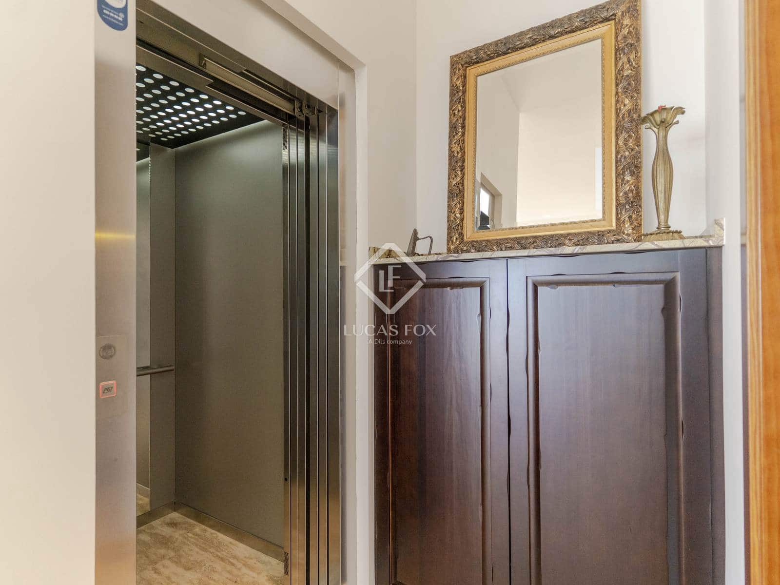 5 soveværelse Villa til salg i Salobrena med swimmingpool garage - € 1.950.000 (Ref: 8968988)