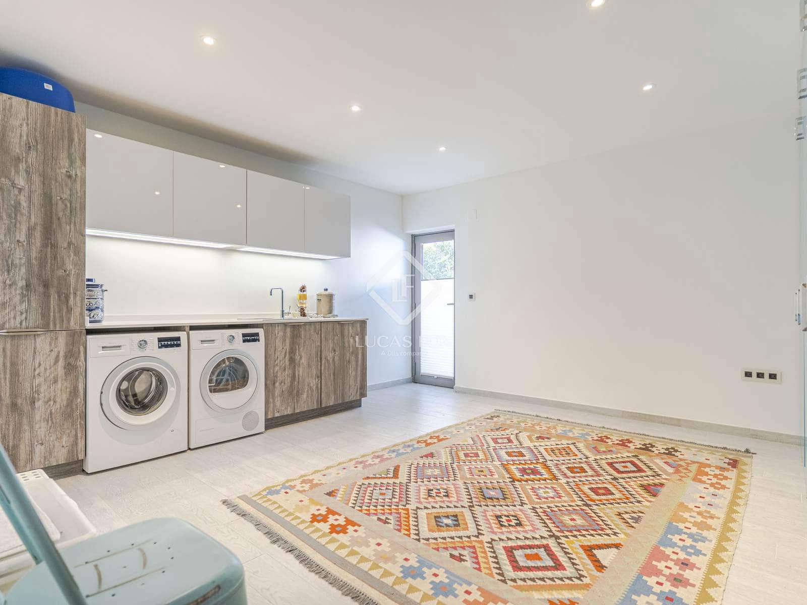 5 soveværelse Villa til salg i Salobrena med swimmingpool garage - € 1.950.000 (Ref: 8968988)