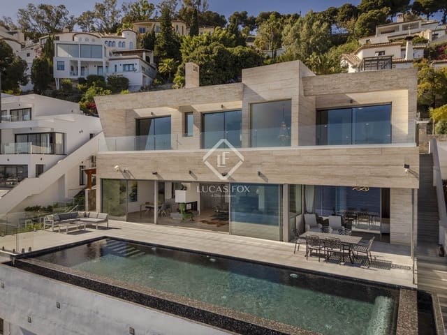 5 soverom Villa til salgs i Salobreña med svømmebasseng garasje - € 1 950 000 (Ref: 8968988)