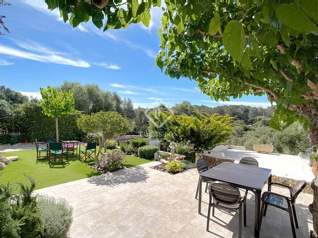 3 soverom Villa til salgs i Ciutadella de Menorca med svømmebasseng garasje - € 1 050 000 (Ref: 8969410)