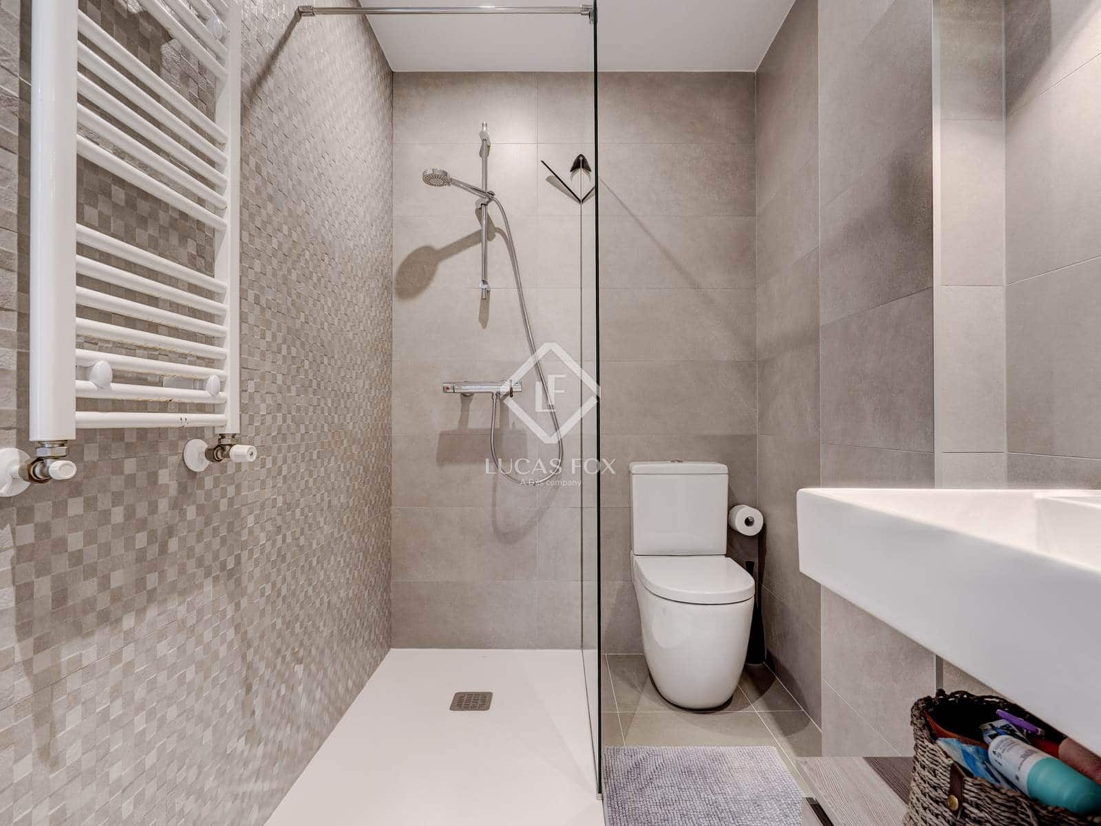 3 soveværelse Lejlighed til leje i Bilbao med swimmingpool garage - € 13.500 (Ref: 8969412)