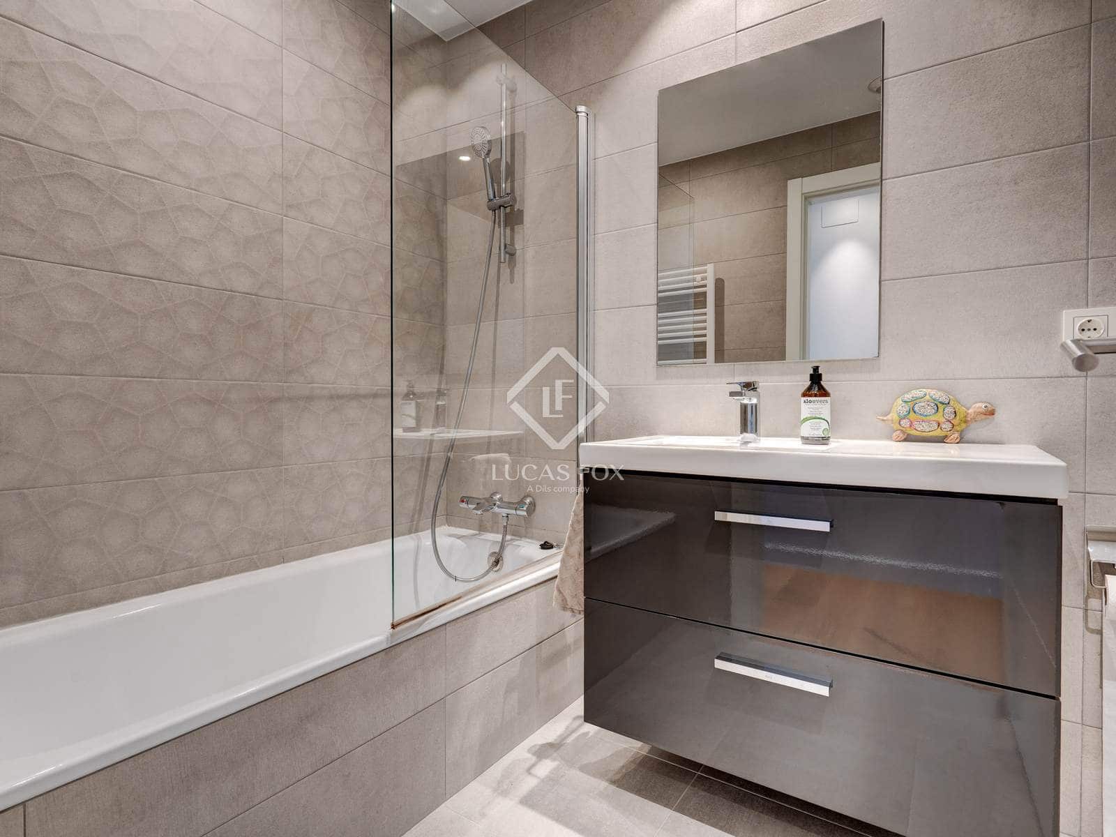 3 soveværelse Lejlighed til leje i Bilbao med swimmingpool garage - € 13.500 (Ref: 8969412)