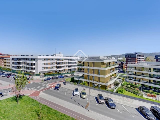 3 bedroom Apartment for rent in Bilbao with pool garage - € 13,500 (Ref: 8969412)