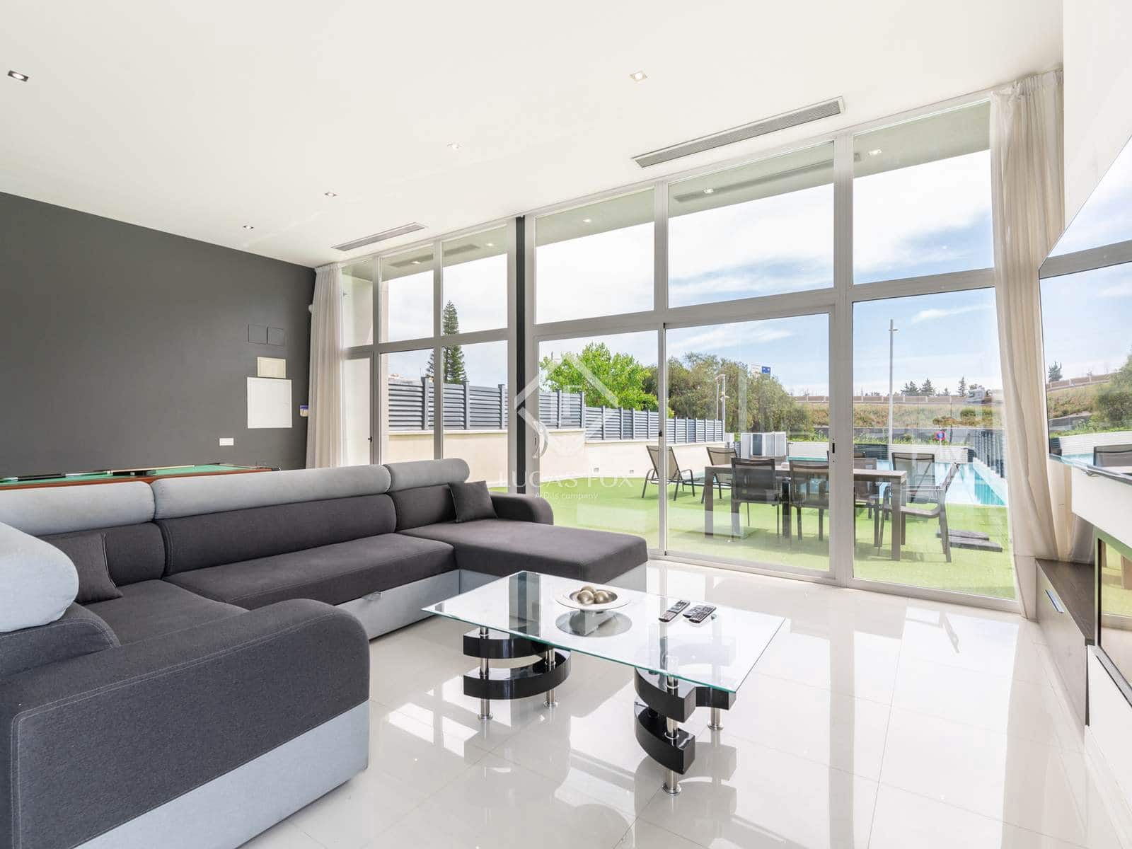 8 soveværelse Villa til salg i Castelldefels med swimmingpool garage - € 1.890.000 (Ref: 8969522)