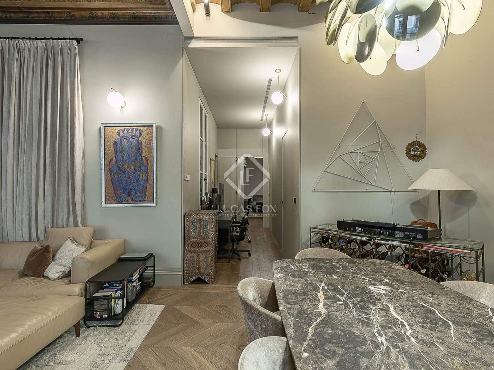 2 slaapkamer Appartement te koop in Barcelona stad - € 949.000 (Ref: 8969524)