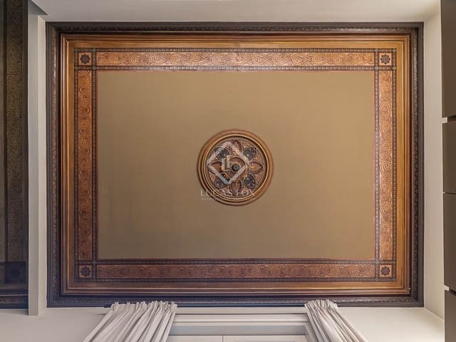 2 slaapkamer Appartement te koop in Barcelona stad - € 949.000 (Ref: 8969524)