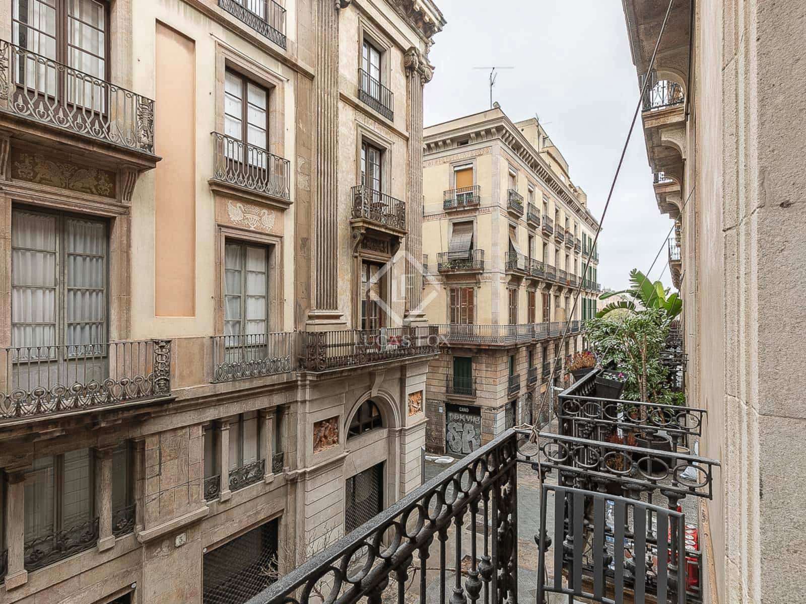 2 slaapkamer Appartement te koop in Barcelona stad - € 949.000 (Ref: 8969524)