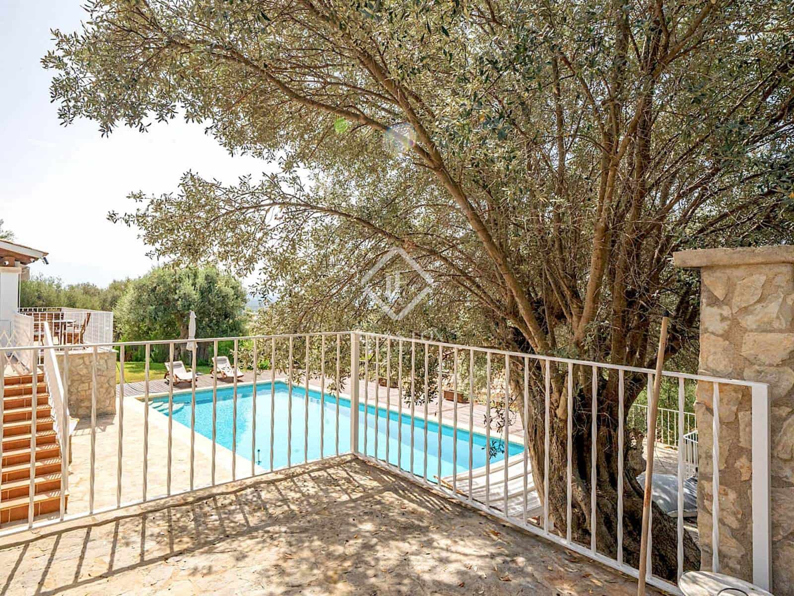 5 soveværelse Villa til salg i Bunyola med swimmingpool garage - € 1.700.000 (Ref: 8969525)