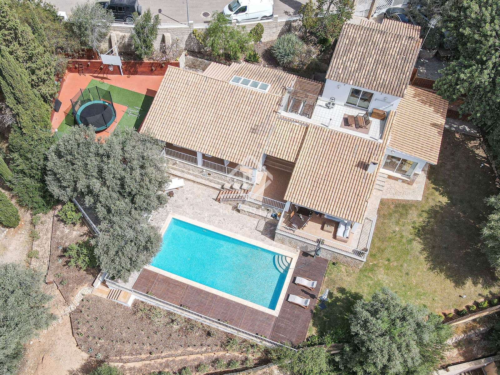 5 soveværelse Villa til salg i Bunyola med swimmingpool garage - € 1.700.000 (Ref: 8969525)