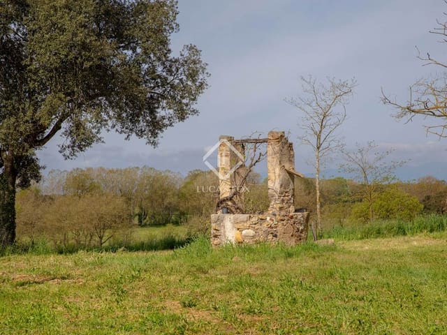 3 makuuhuone Maalaistalo myytävänä paikassa Llagostera mukana 
autotalli - 1 400 000 € (Ref: 8970895)