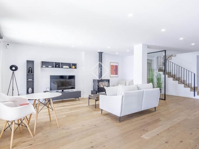 4 bedroom Villa for sale in Canet d'En Berenguer with pool garage - € 995,000 (Ref: 8970898)