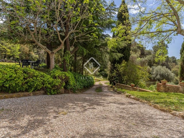 6 bedroom Finca/Country House for sale in Sant Antoni de Calonge, Calonge i Sant Antoni with garage - € 2,400,000 (Ref: 8971123)