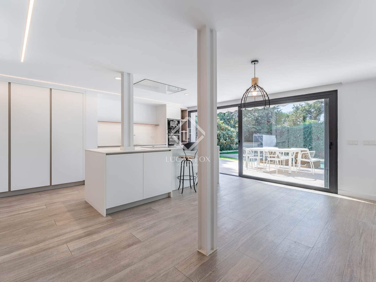 5 soveværelse Villa til salg i Pozuelo de Alarcon med swimmingpool garage - € 2.625.000 (Ref: 8971127)