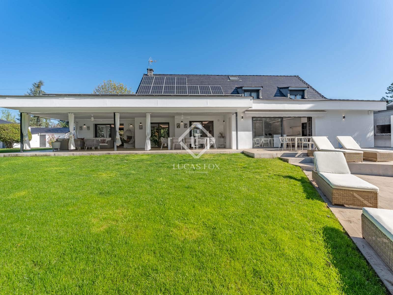 5 soveværelse Villa til salg i Pozuelo de Alarcon med swimmingpool garage - € 2.625.000 (Ref: 8971127)