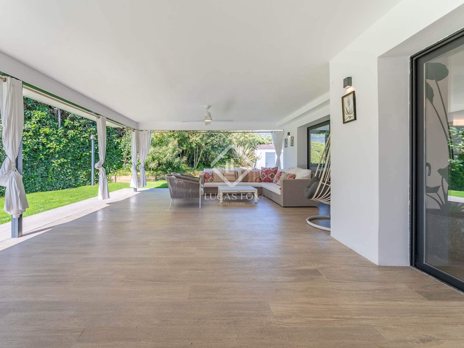 5 soveværelse Villa til salg i Pozuelo de Alarcon med swimmingpool garage - € 2.625.000 (Ref: 8971127)