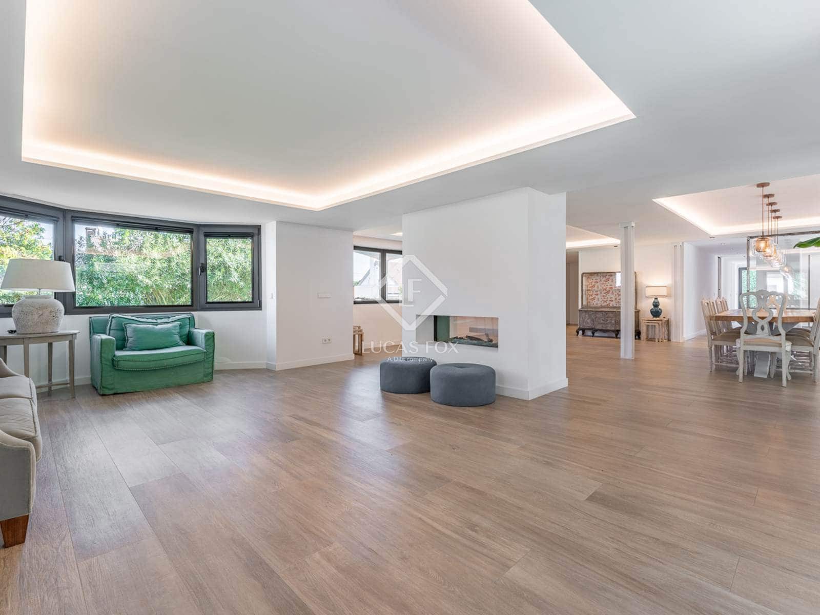 5 soveværelse Villa til salg i Pozuelo de Alarcon med swimmingpool garage - € 2.625.000 (Ref: 8971127)