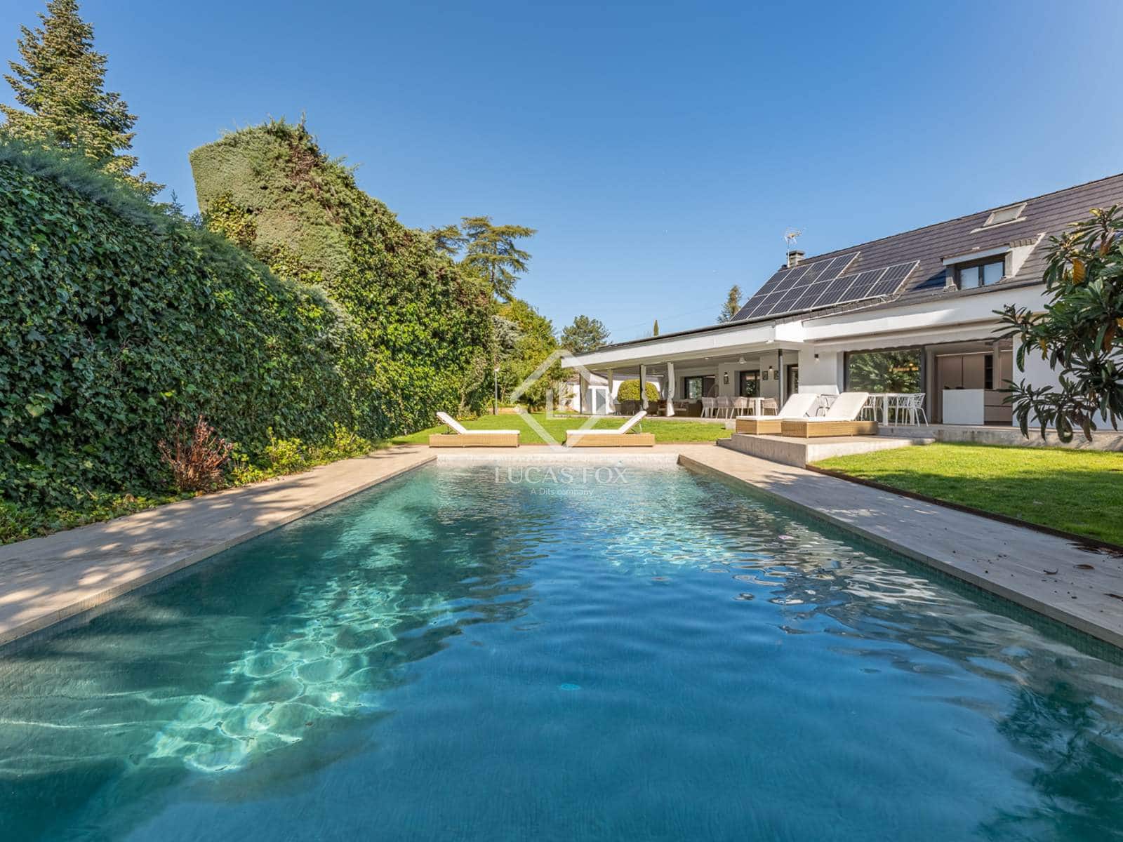 5 soveværelse Villa til salg i Pozuelo de Alarcon med swimmingpool garage - € 2.625.000 (Ref: 8971127)