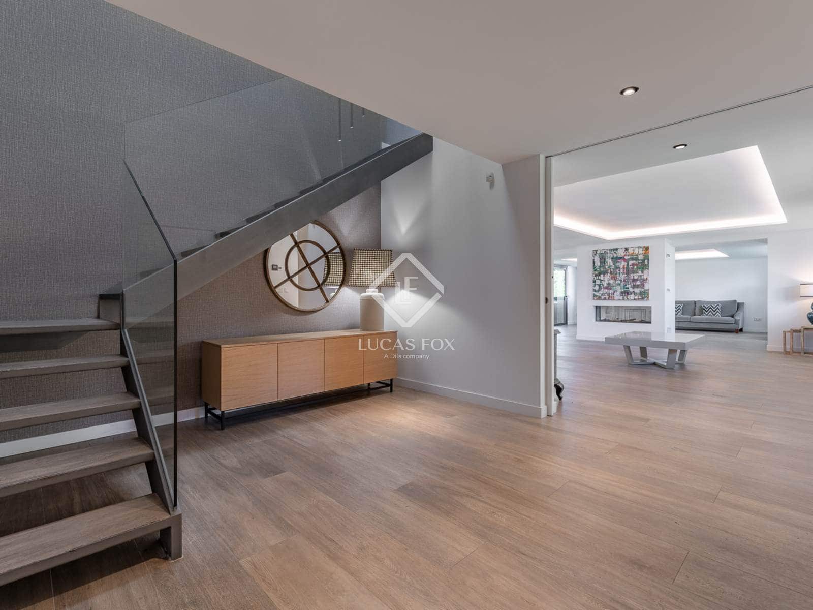 5 soveværelse Villa til salg i Pozuelo de Alarcon med swimmingpool garage - € 2.625.000 (Ref: 8971127)