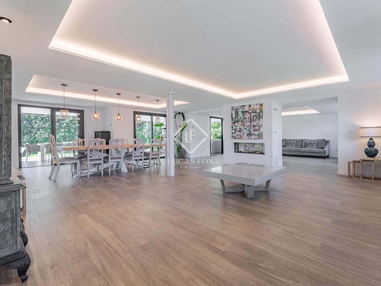 5 soveværelse Villa til salg i Pozuelo de Alarcon med swimmingpool garage - € 2.625.000 (Ref: 8971127)