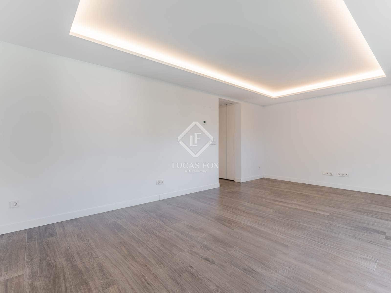 5 soveværelse Villa til salg i Pozuelo de Alarcon med swimmingpool garage - € 2.625.000 (Ref: 8971127)