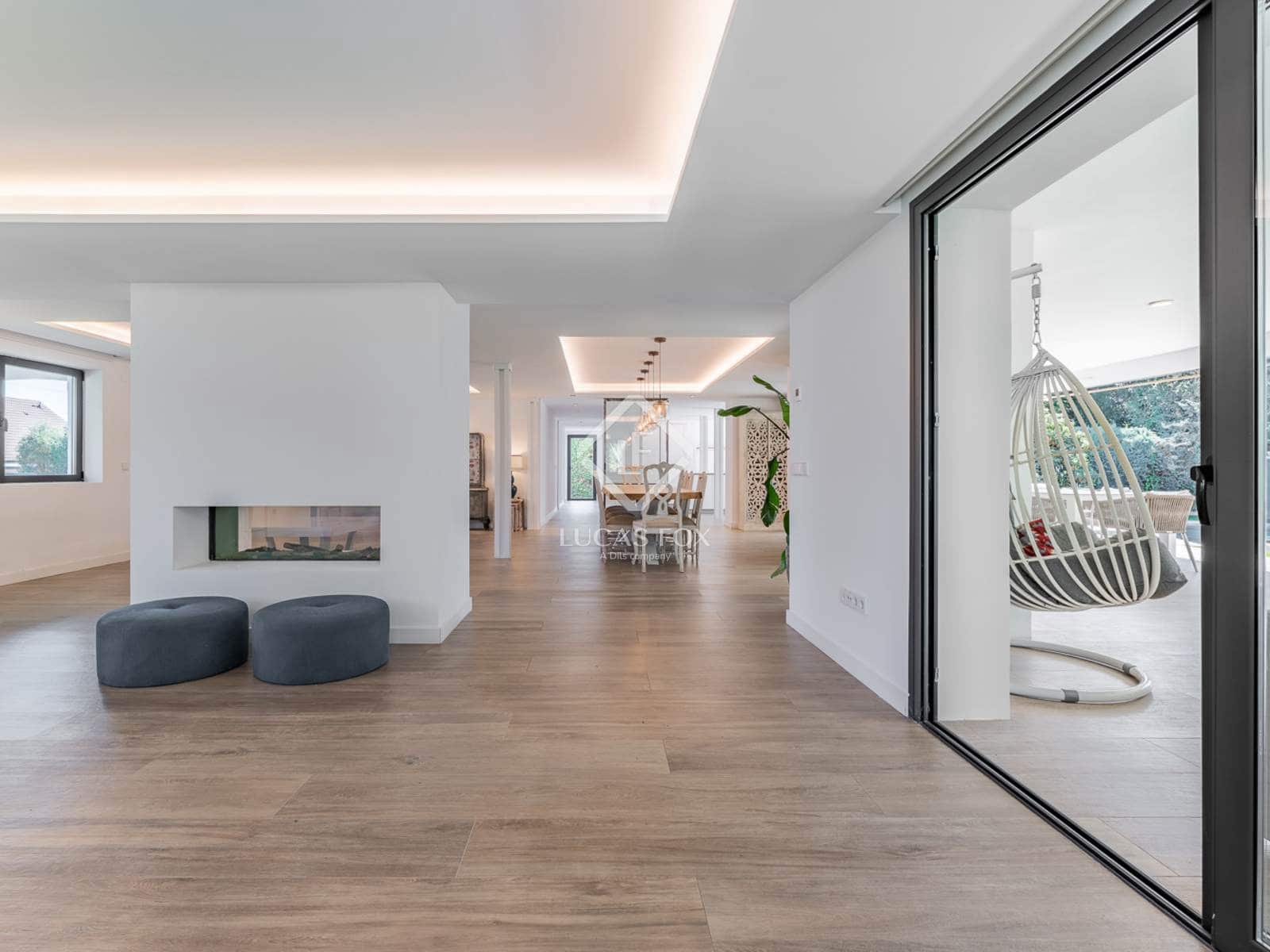 5 soveværelse Villa til salg i Pozuelo de Alarcon med swimmingpool garage - € 2.625.000 (Ref: 8971127)