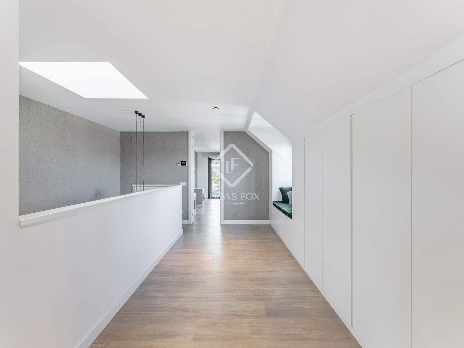 5 soveværelse Villa til salg i Pozuelo de Alarcon med swimmingpool garage - € 2.625.000 (Ref: 8971127)