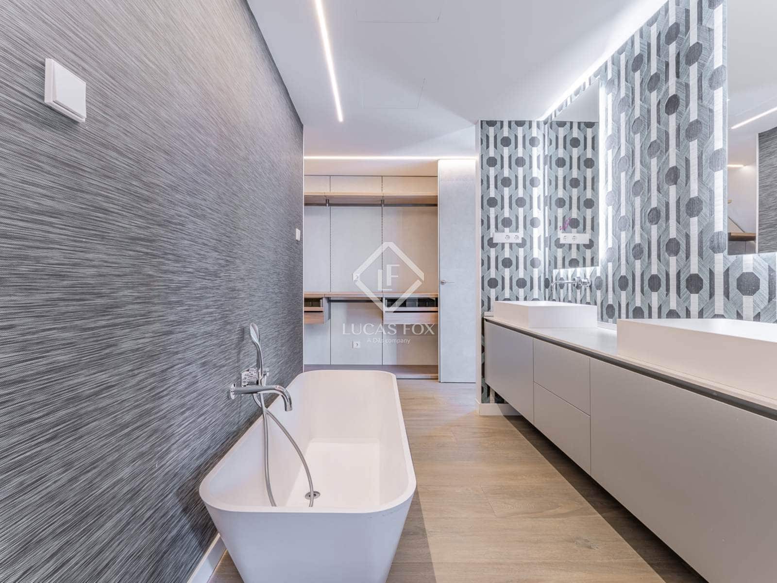 5 soveværelse Villa til salg i Pozuelo de Alarcon med swimmingpool garage - € 2.625.000 (Ref: 8971127)