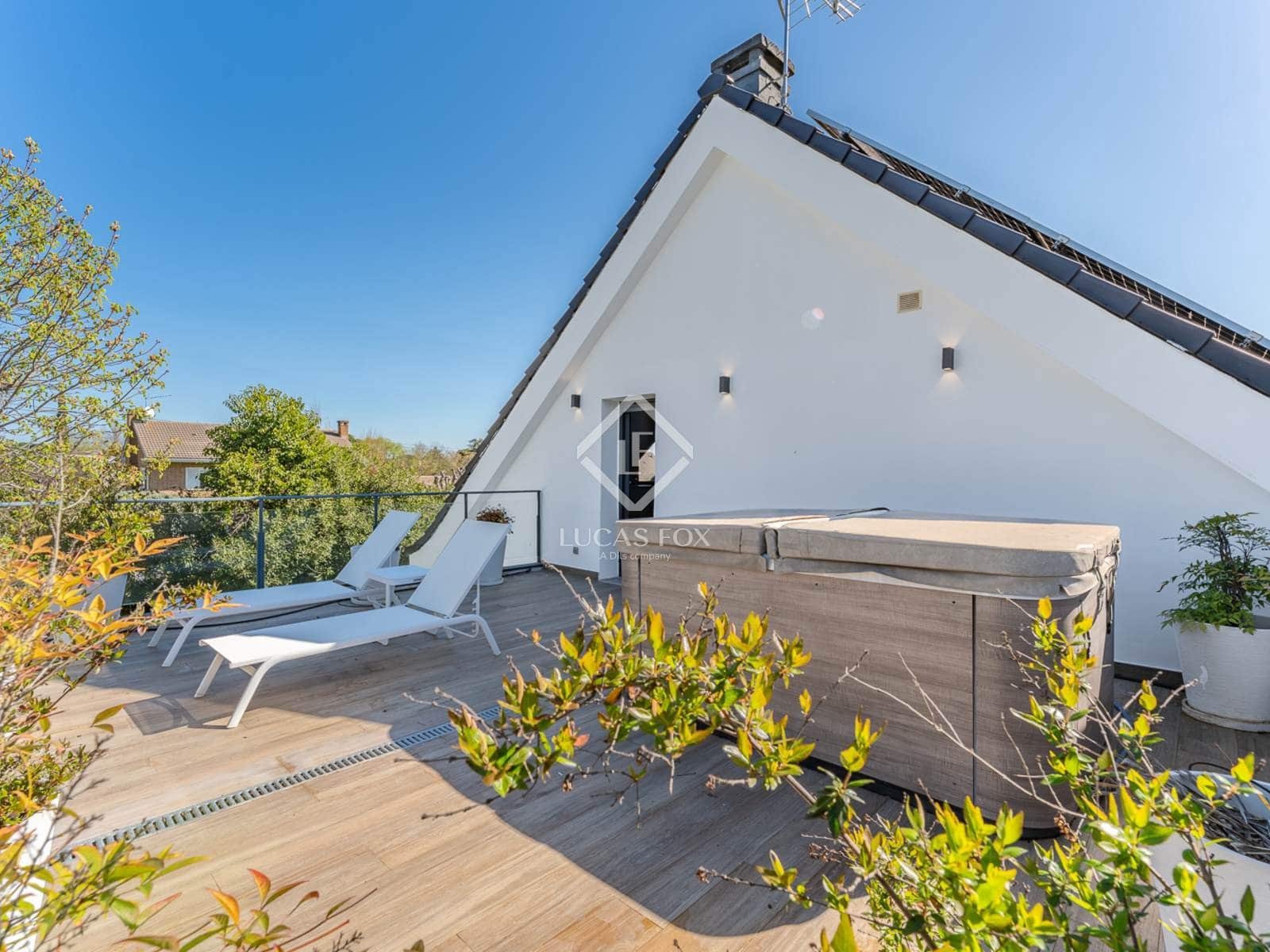 5 soveværelse Villa til salg i Pozuelo de Alarcon med swimmingpool garage - € 2.625.000 (Ref: 8971127)