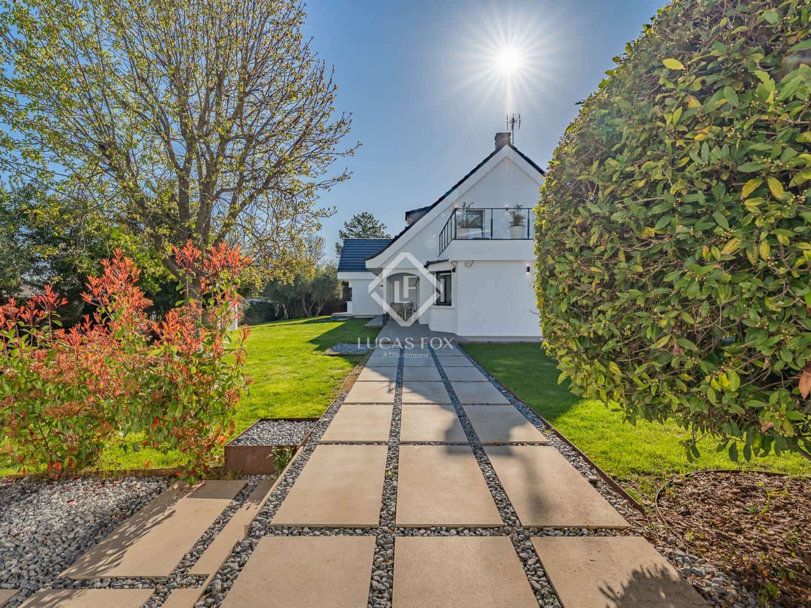 5 soveværelse Villa til salg i Pozuelo de Alarcon med swimmingpool garage - € 2.625.000 (Ref: 8971127)